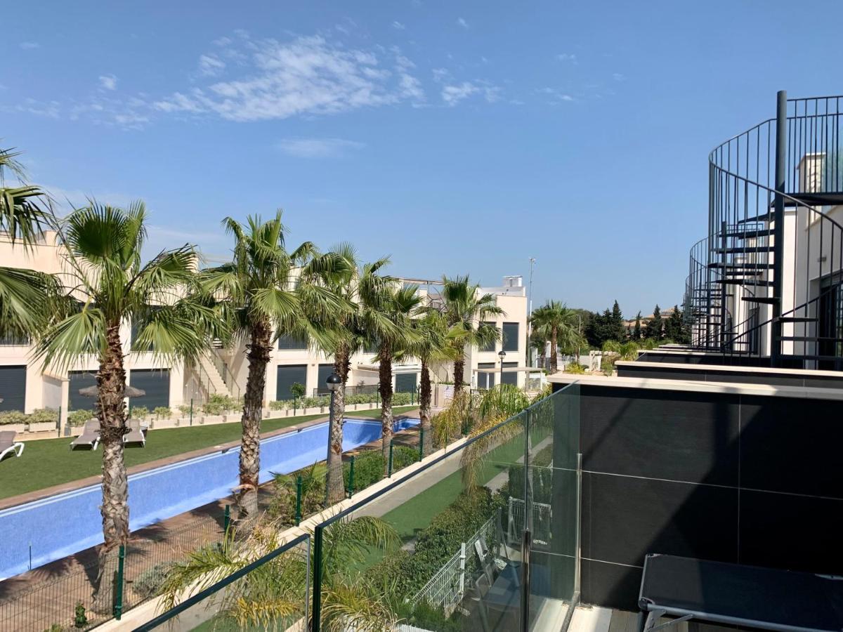 Punta Prima Villa 3 Bedrooms And Solarium Sea View Torrevieja Bagian luar foto