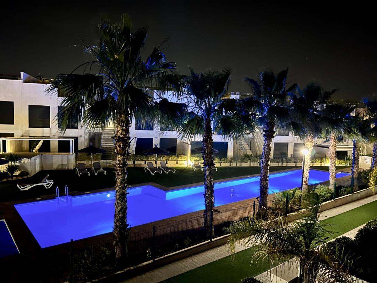 Punta Prima Villa 3 Bedrooms And Solarium Sea View Torrevieja Bagian luar foto