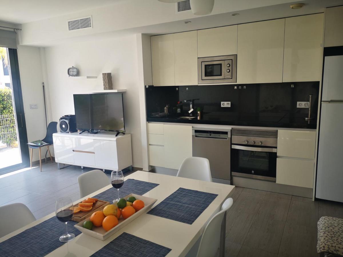 Punta Prima Villa 3 Bedrooms And Solarium Sea View Torrevieja Bagian luar foto
